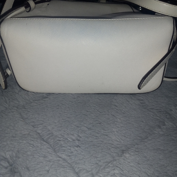 Michael Kors Jet Set Tote w/matching Rhea Backpack - Picture 7 of 10